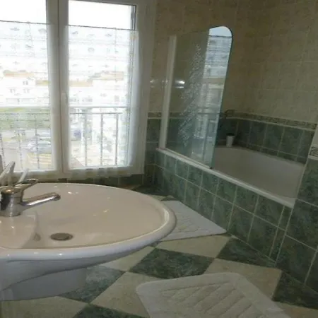 Apartment Front De Mer De Royan *
