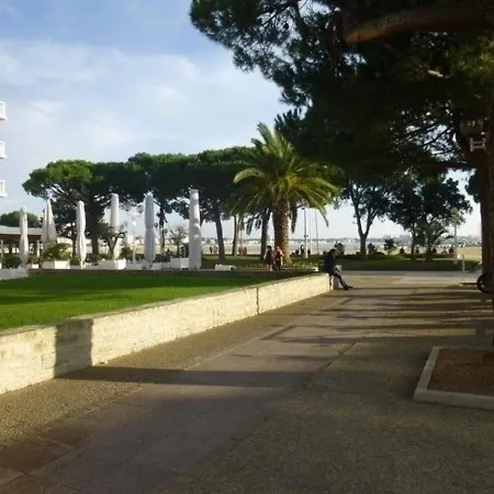Appartement Apartment Front De Mer De Royan
